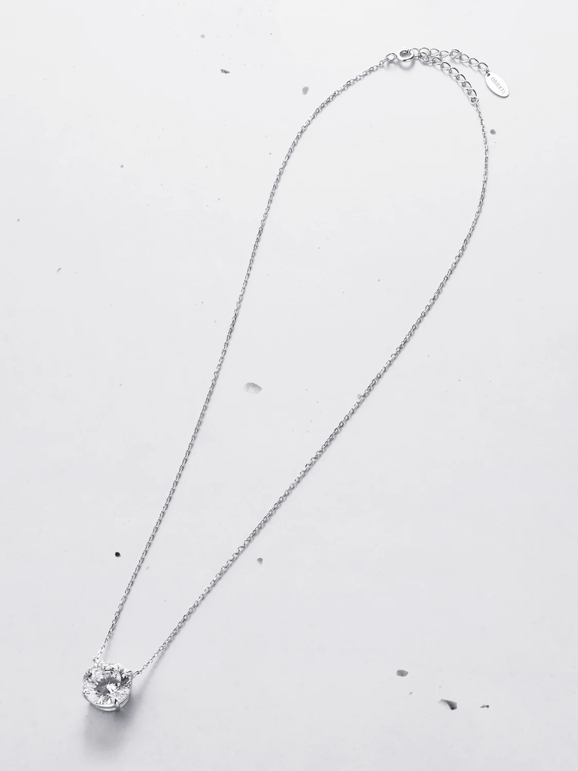 Brilliant Round Pendant Necklace - Image 4