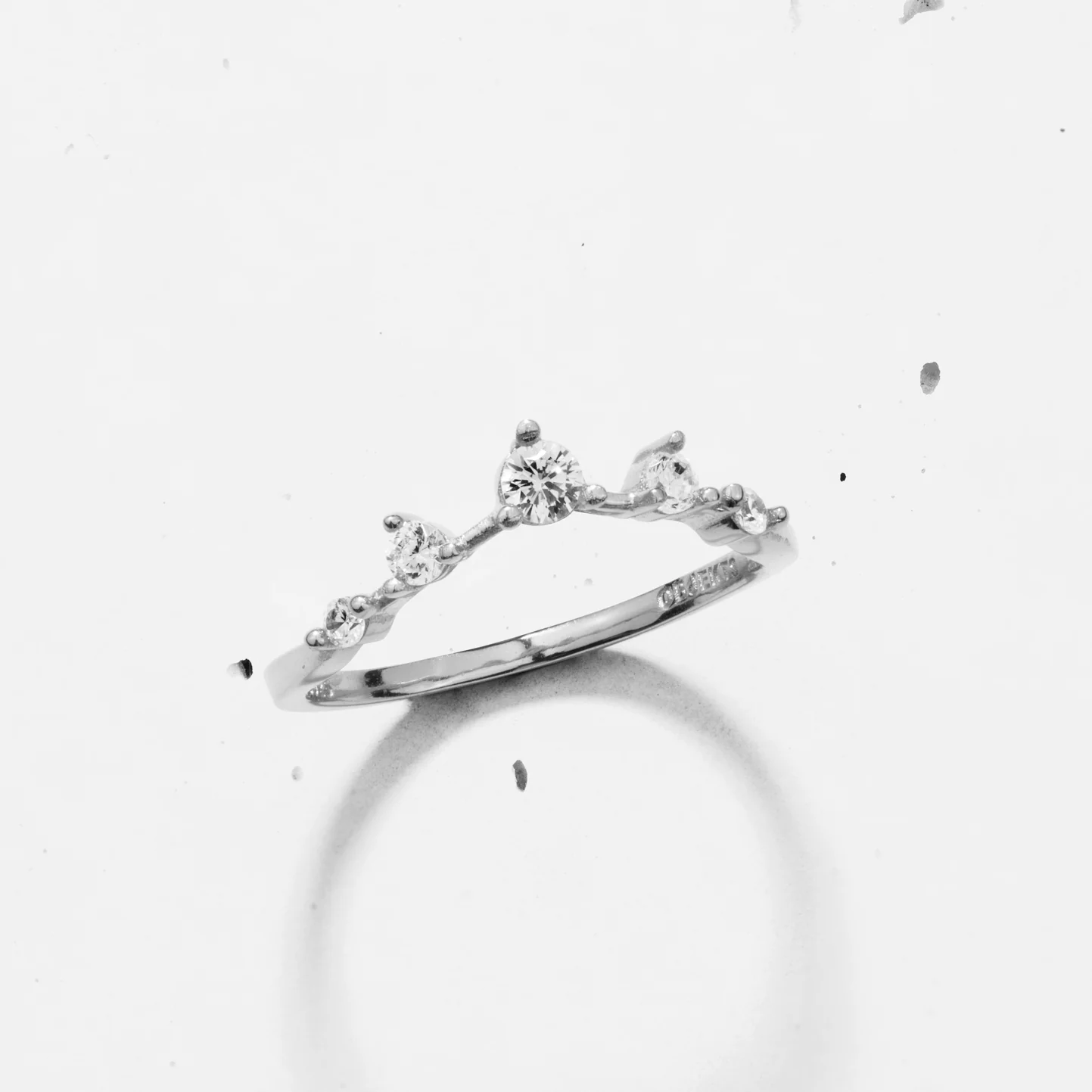 Brilliant Round Wishbone | Stacking Ring - Image 3