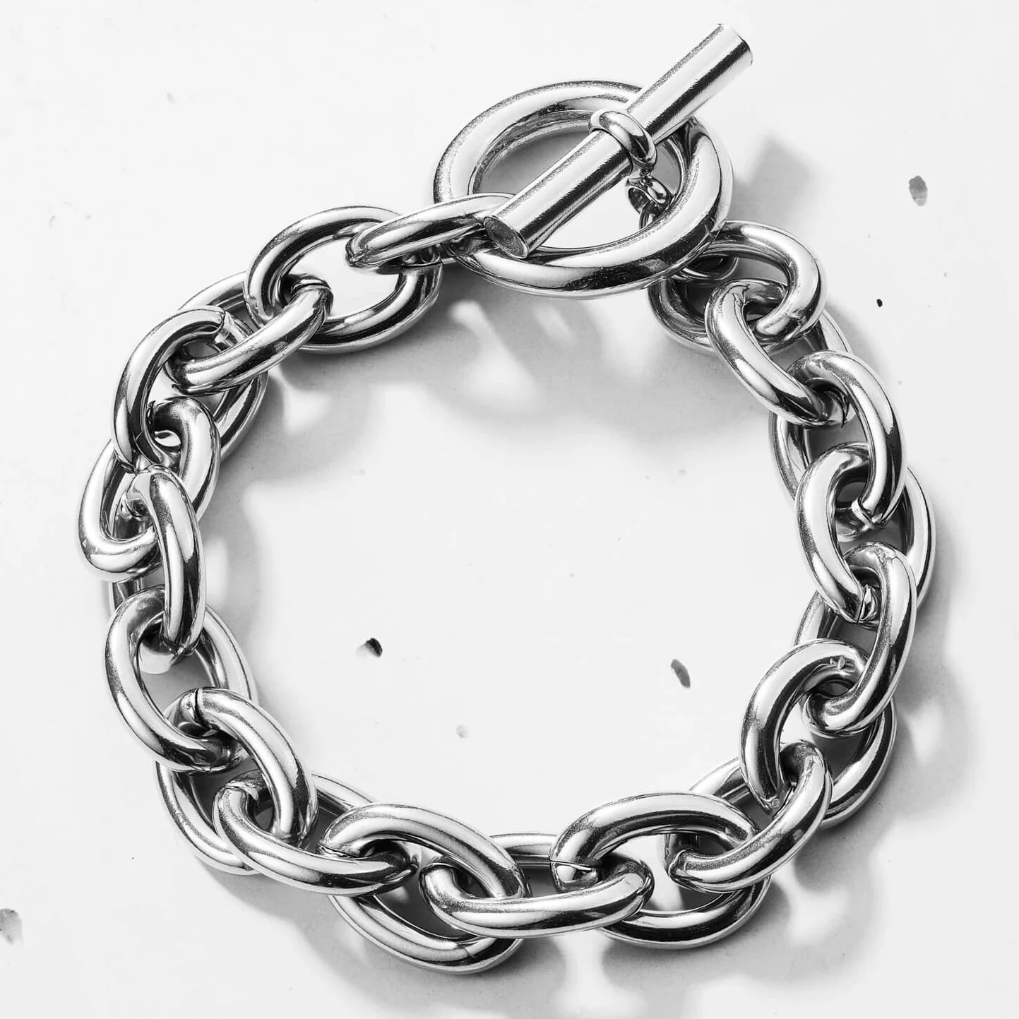 Chunky Chain T-bar Bracelet - Image 3