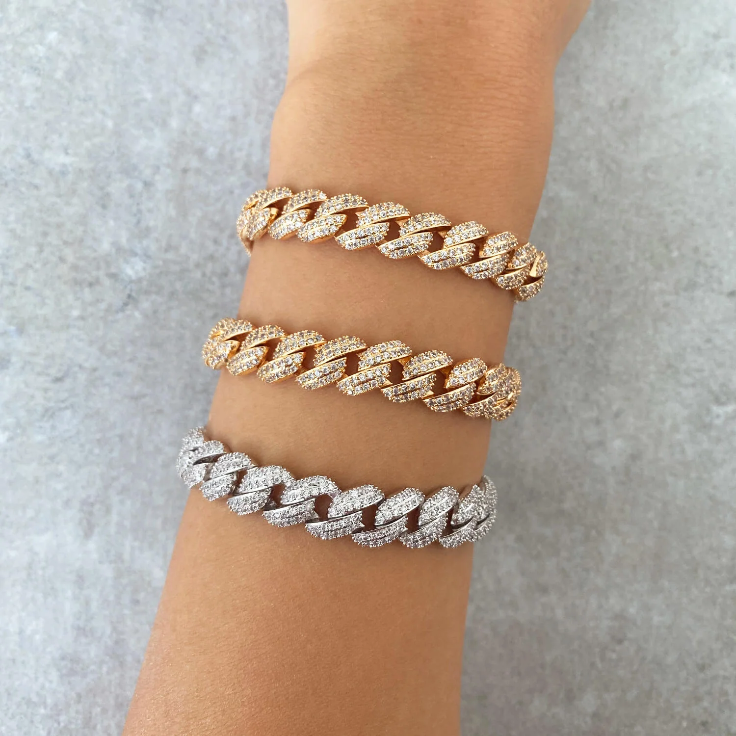 Cuban Chain Link Bracelet - Image 6