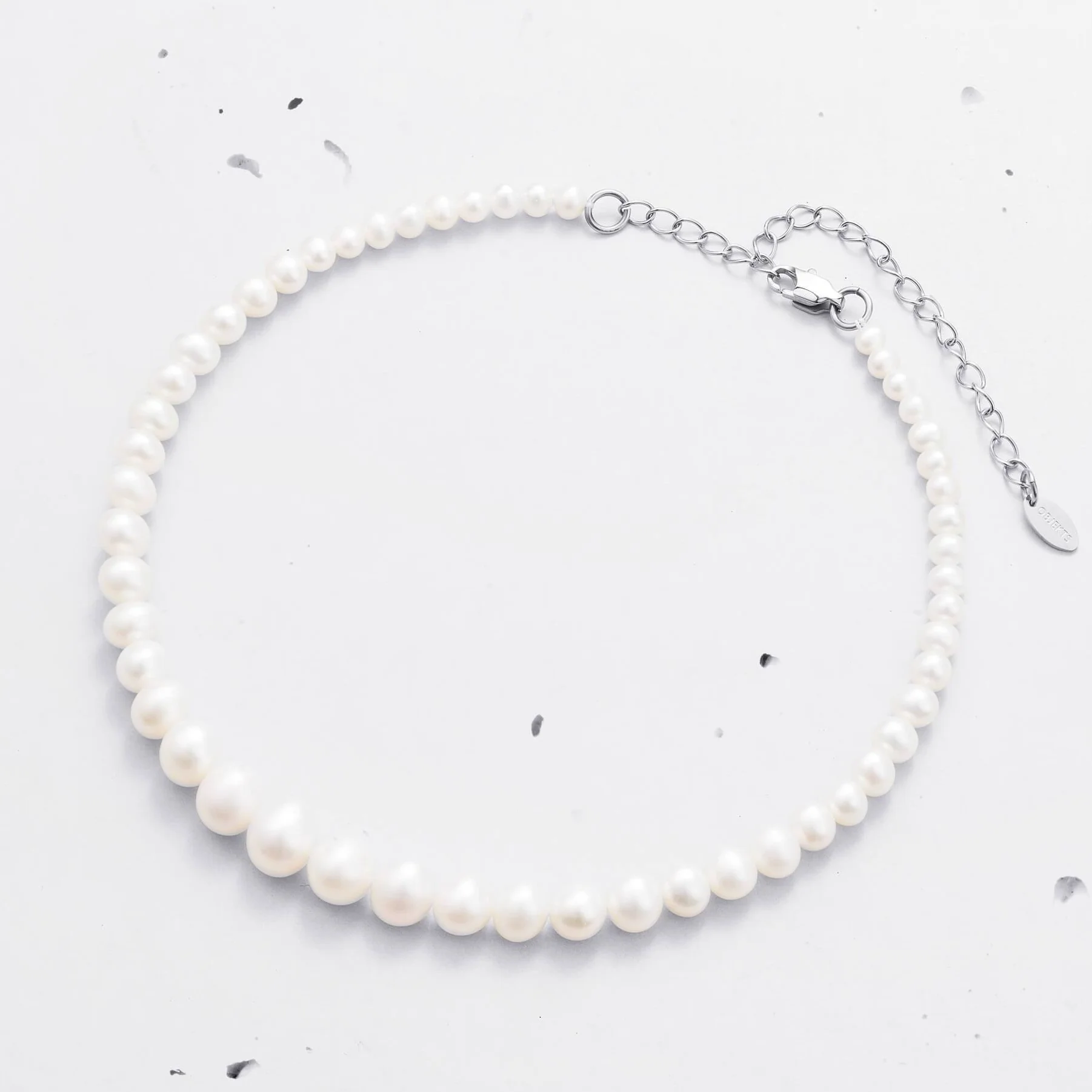 Gradiente Pearl Choker Necklace - Image 3