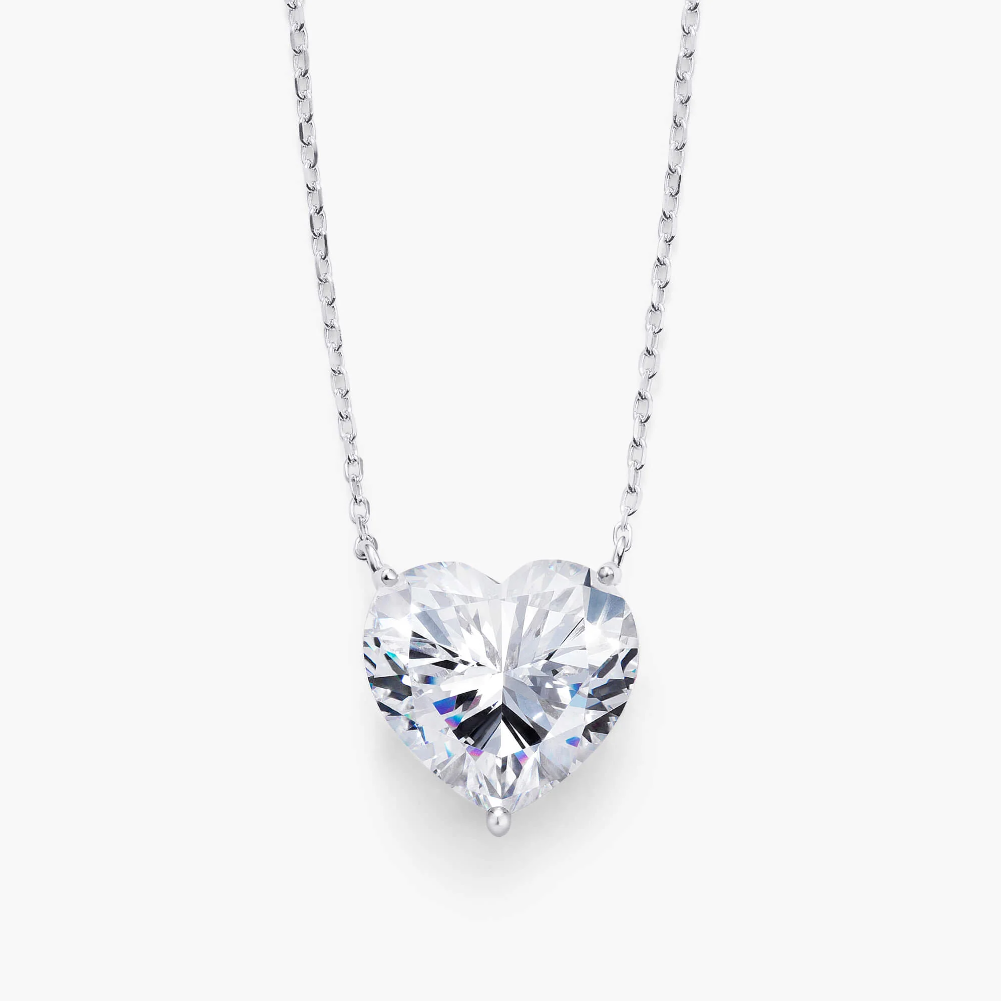 Heart-cut Pendant Necklace - Image 5