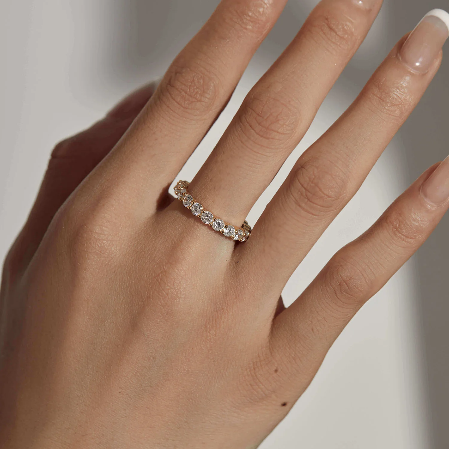 Petite Brilliant Round Band - Image 5