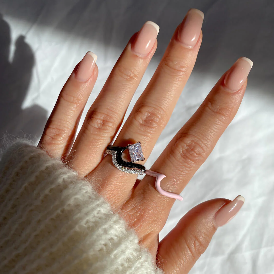 Enamel Vagues Ring - Image 6